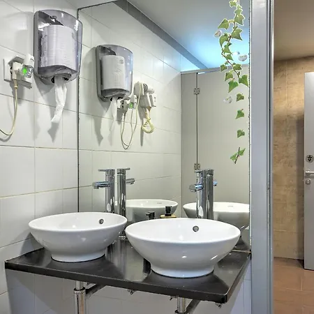 Bairro Alto Ba Sweet ベッド・アンド・ブレックファスト リスボン