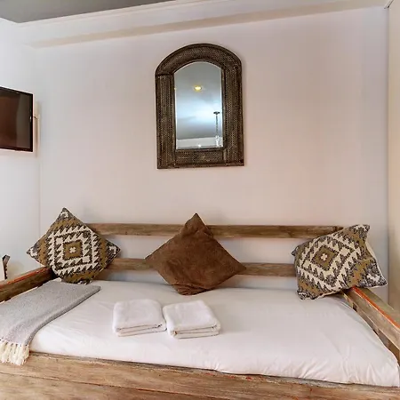 Bairro Alto Ba Sweet Bed and breakfast 3*